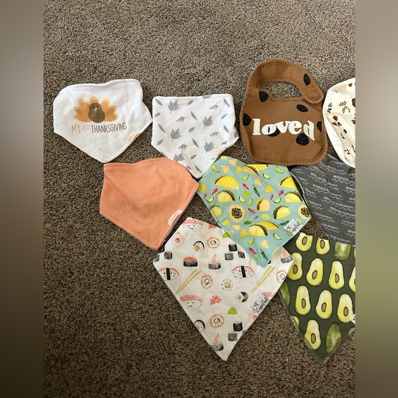 Assorted Baby Bandana Bibs Set - Picture 3 of 5